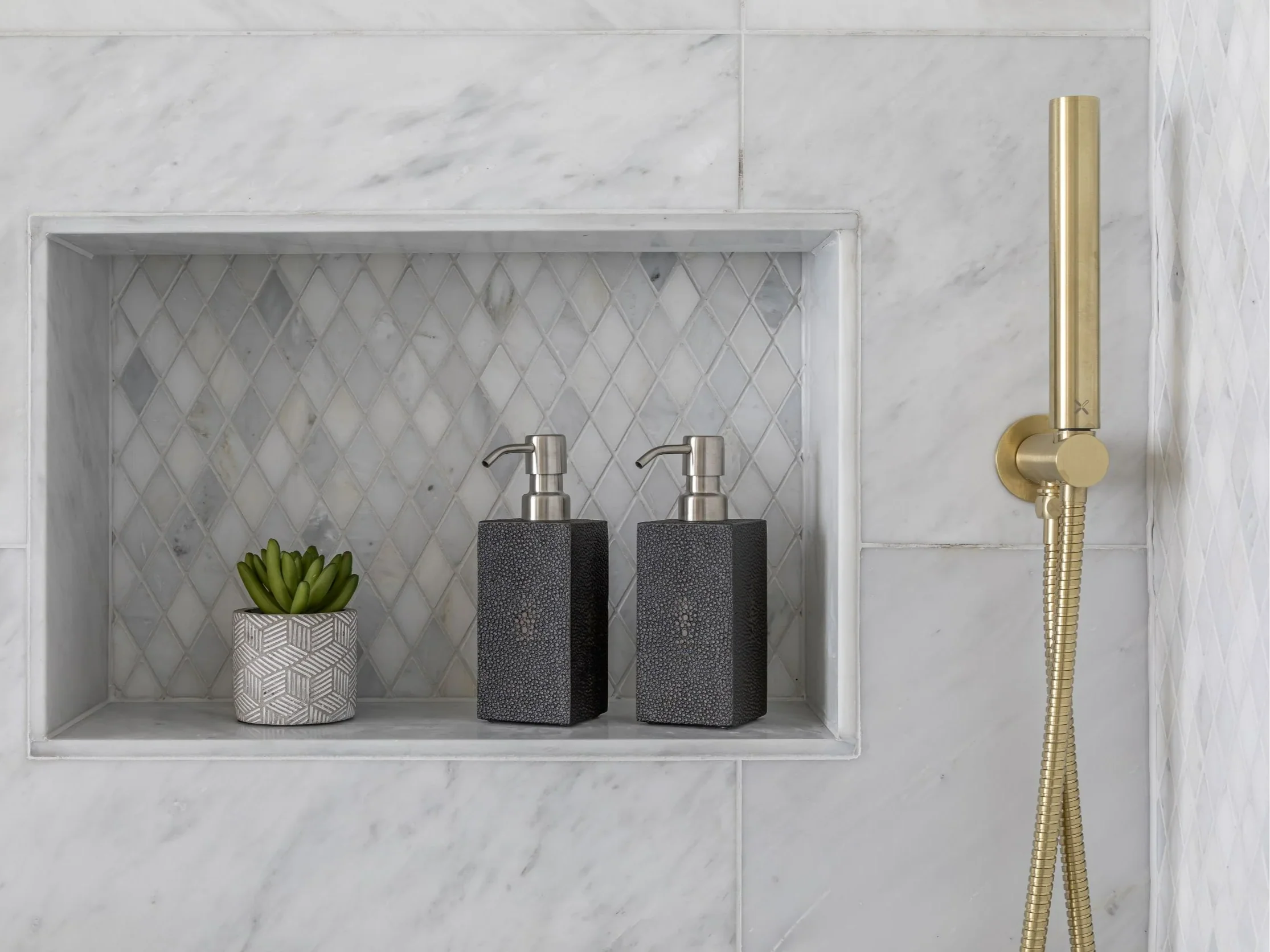 The Best Luxurious Bathroom Accessories of 2023