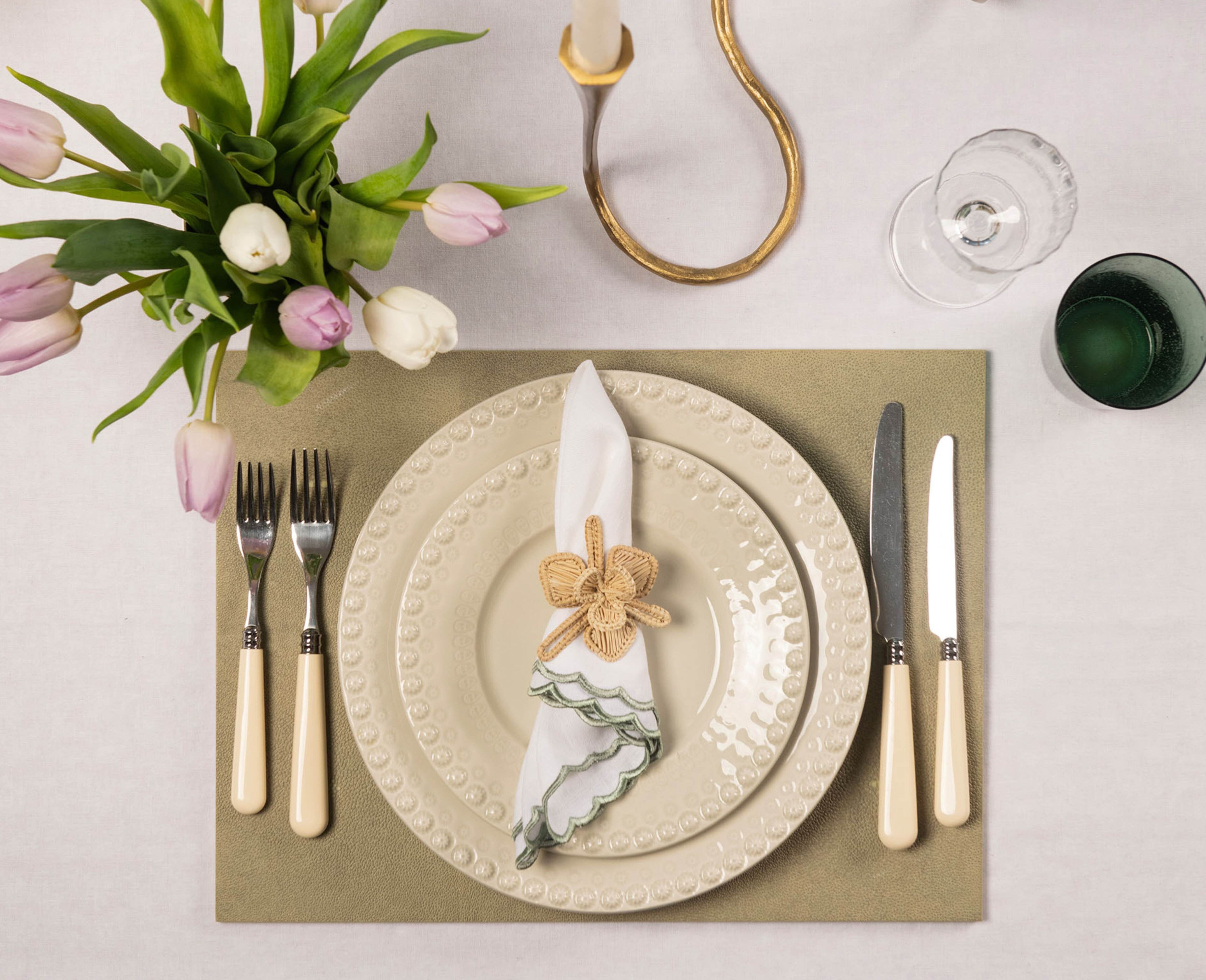 Grand Placemat - Faux Shagreen Natural